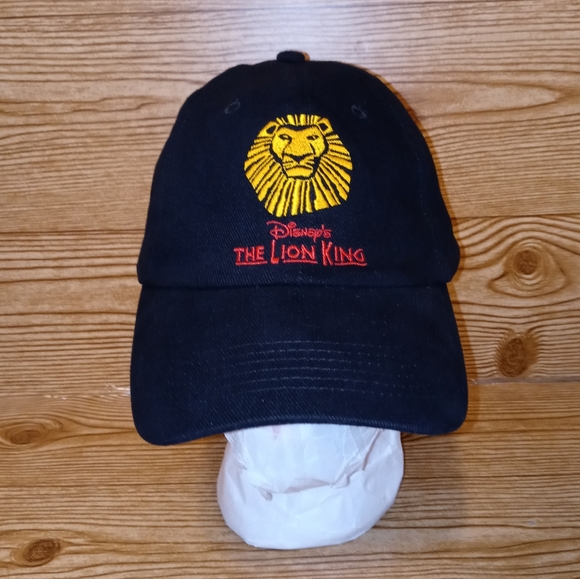 Disney Accessories Brand New Wout Tags Disney The Lion King Hat Poshmark